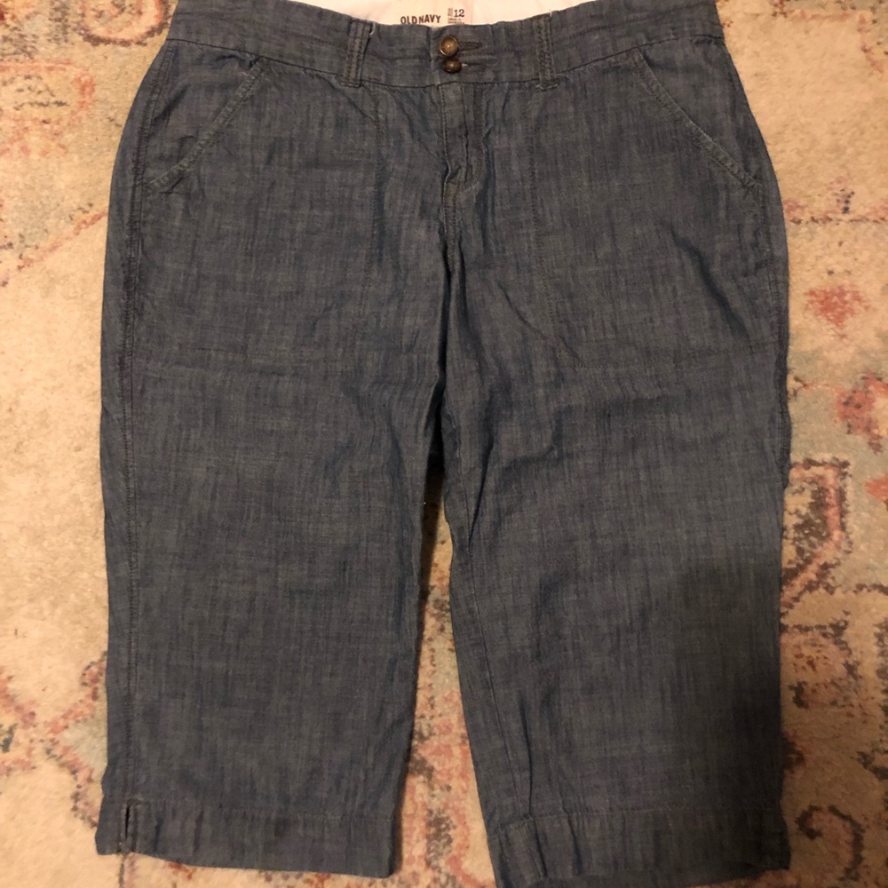 Old Navy crop pants-size 12